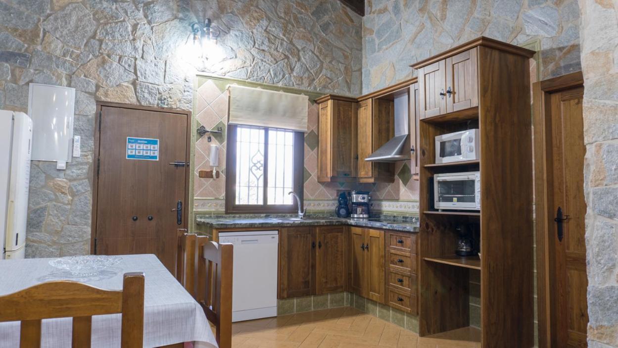 Villa Nueva Cascada - Casa Rustica "Tu Casa En Conil" โกนิล เด ลาฟรอนเตรา ภายนอก รูปภาพ