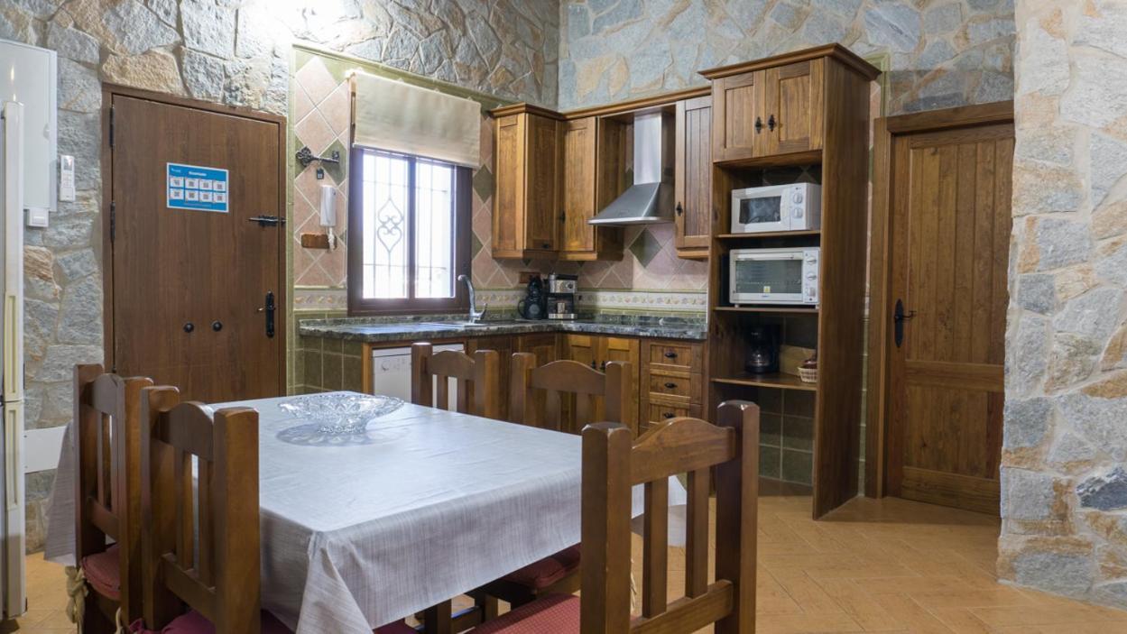 Villa Nueva Cascada - Casa Rustica "Tu Casa En Conil" โกนิล เด ลาฟรอนเตรา ภายนอก รูปภาพ