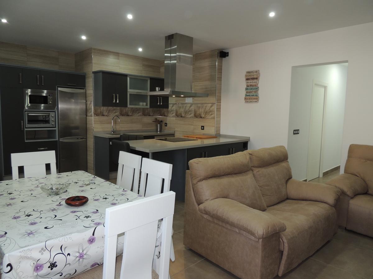 Villa Nueva Cascada - Casa Rustica "Tu Casa En Conil" โกนิล เด ลาฟรอนเตรา ภายนอก รูปภาพ