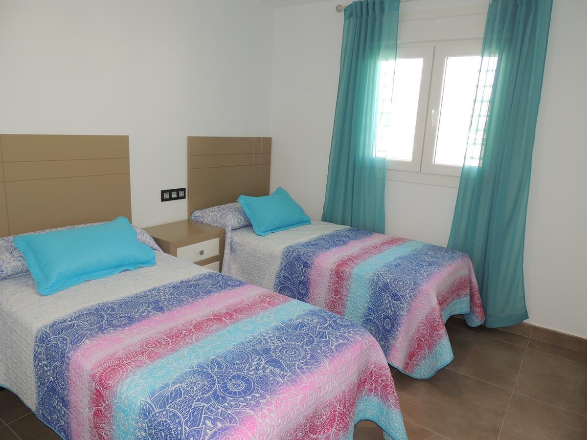 Villa Nueva Cascada - Casa Rustica "Tu Casa En Conil" โกนิล เด ลาฟรอนเตรา ภายนอก รูปภาพ