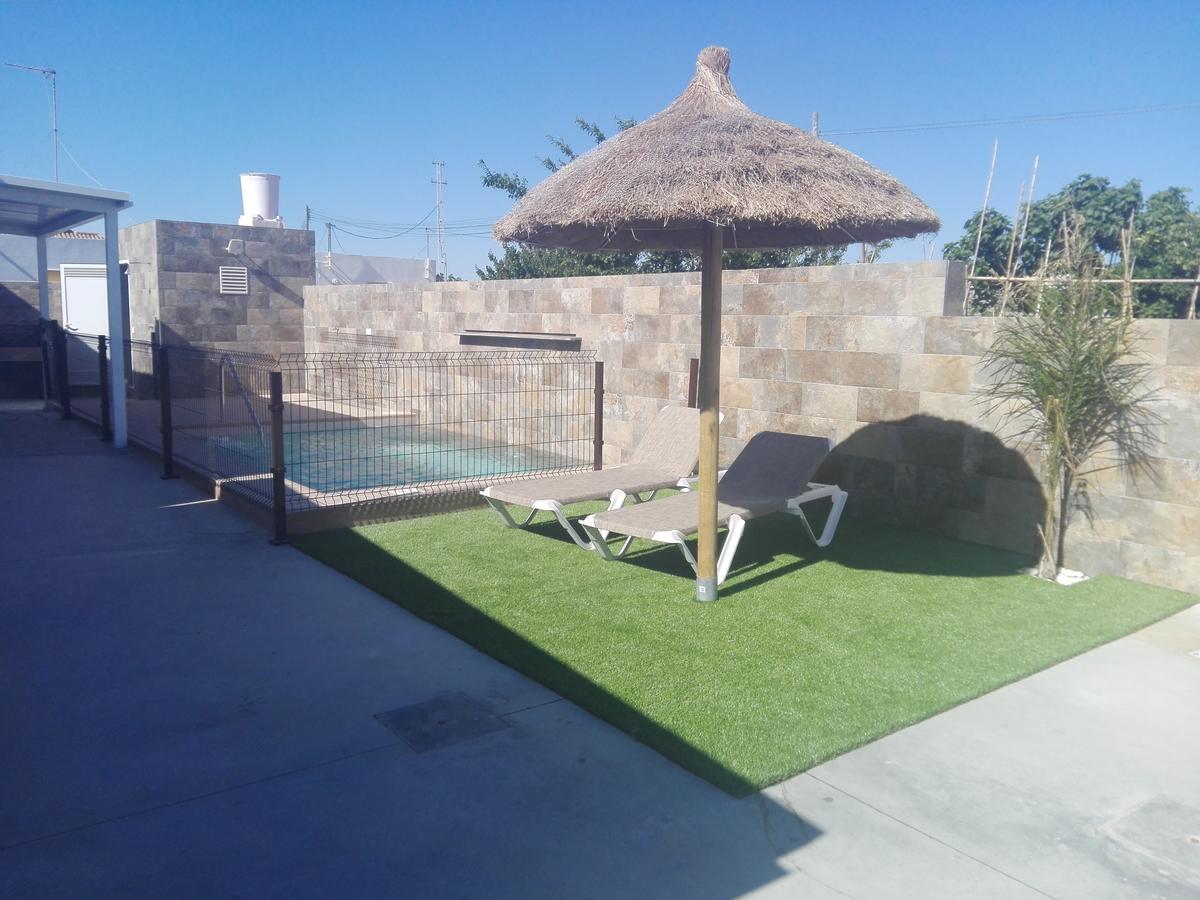 Villa Nueva Cascada - Casa Rustica "Tu Casa En Conil" โกนิล เด ลาฟรอนเตรา ภายนอก รูปภาพ