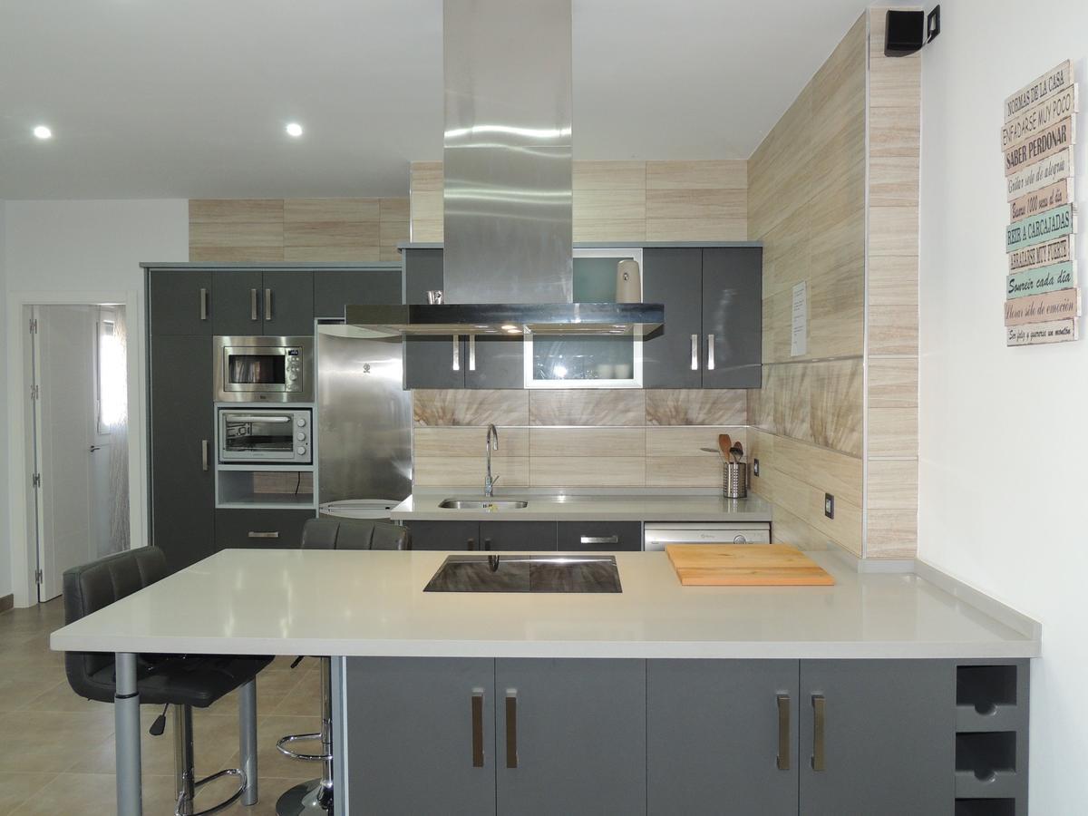 Villa Nueva Cascada - Casa Rustica "Tu Casa En Conil" โกนิล เด ลาฟรอนเตรา ภายนอก รูปภาพ