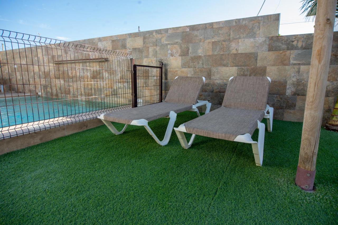 Villa Nueva Cascada - Casa Rustica "Tu Casa En Conil" โกนิล เด ลาฟรอนเตรา ภายนอก รูปภาพ